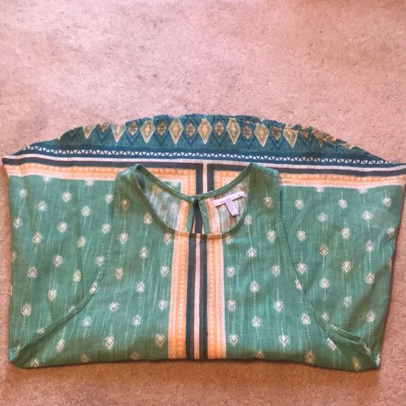 Colorful O’Neil flowy top - Picture 3 of 4